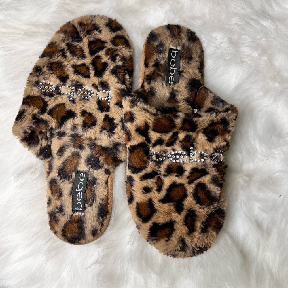 ✨ Bebe slippers✨